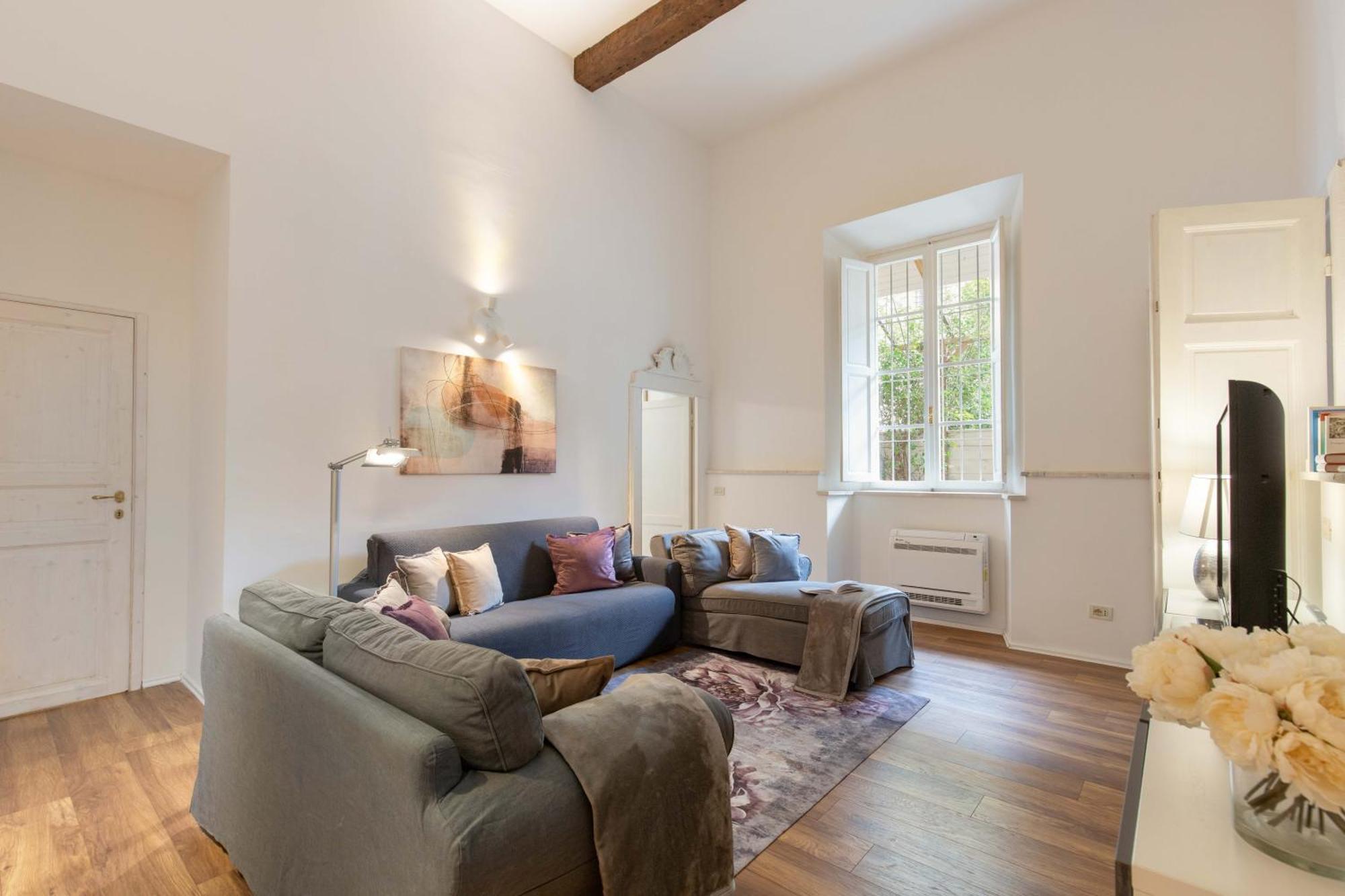 900 - Guest House Livorno Bagian luar foto
