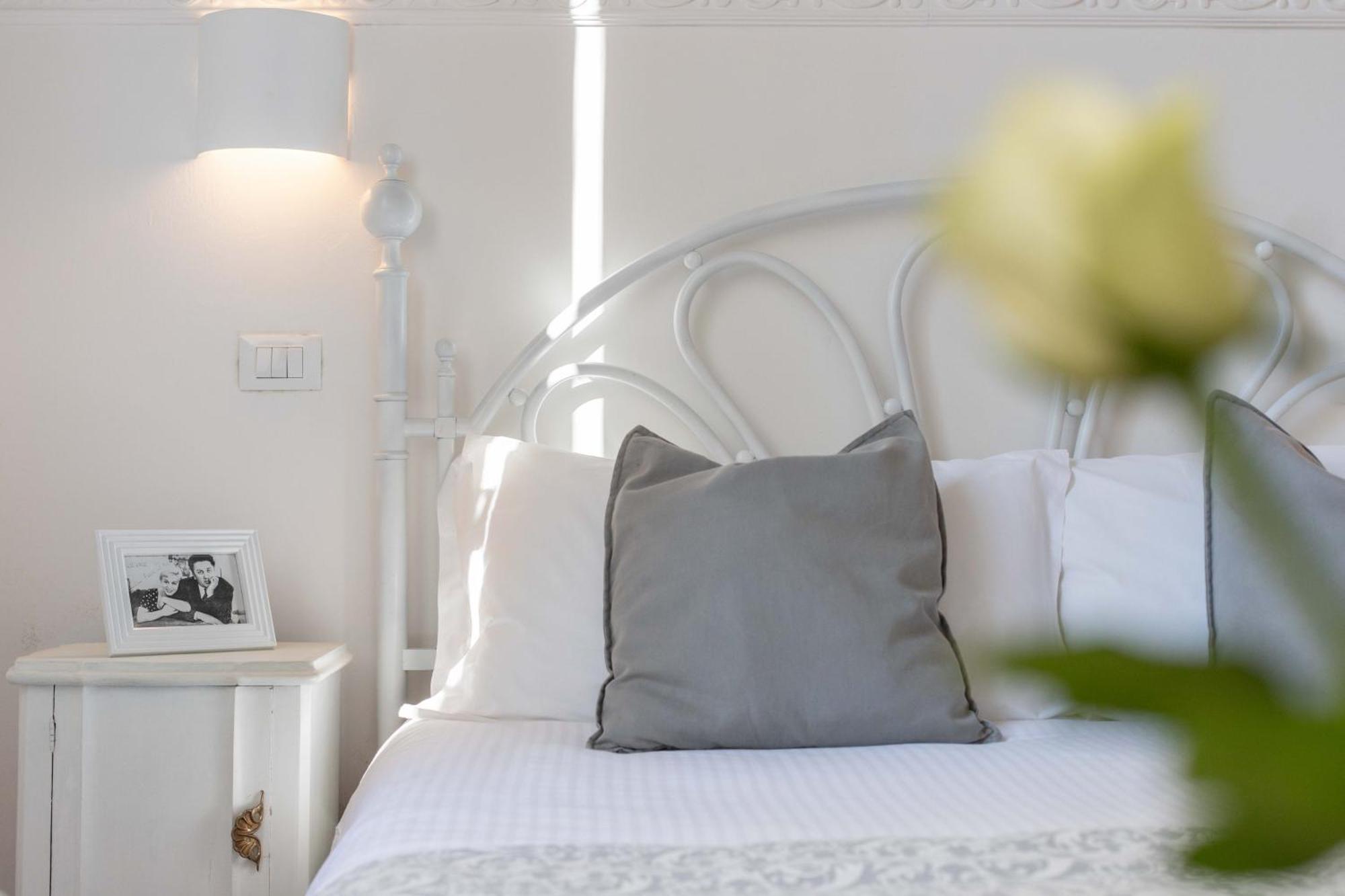 900 - Guest House Livorno Bagian luar foto